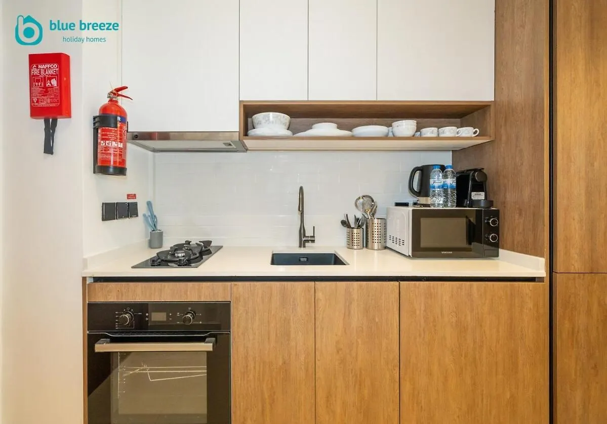 Blue Breeze - Trendy Studio With Balcony & Stylish Interiors Dubai Forenede Arabiske Emirater