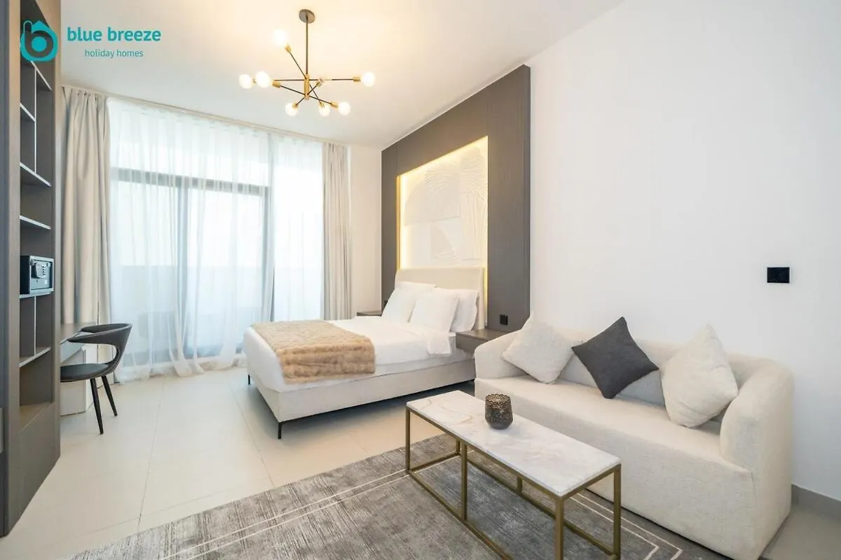 Lejlighed Blue Breeze - Trendy Studio With Balcony & Stylish Interiors Dubai